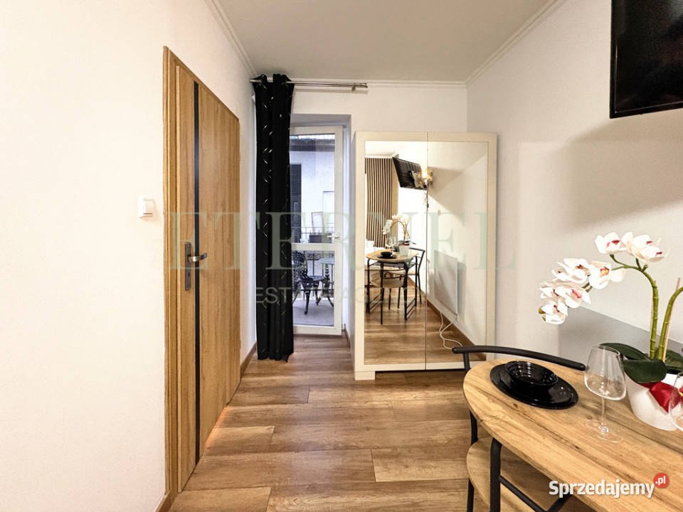 AirbnbBooking inwestycyjna kawalerka w centrum Kraków sprzedam