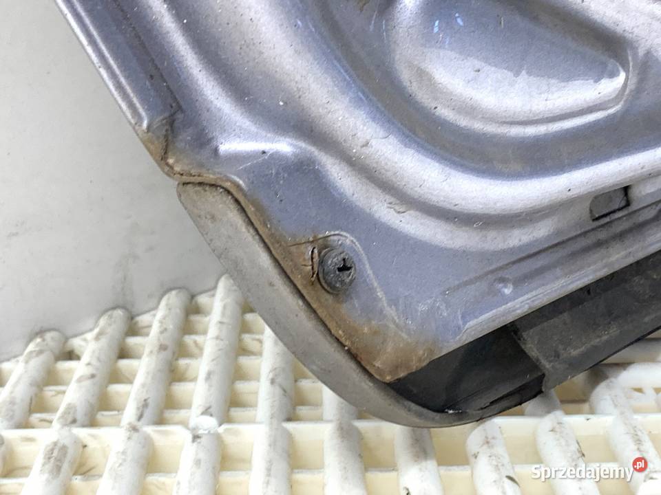 DRZWI LEWY TYŁ AUDI A4 B6 Kombi 0005 2S2SLJ7X