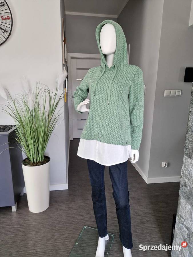 Zielona bluza z kapturem i koszulą Rozmiar 42(XL) Nowogard sprzedam
