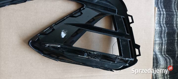 Vw Arteon R FL kratka prawa zderzaka sprzedam