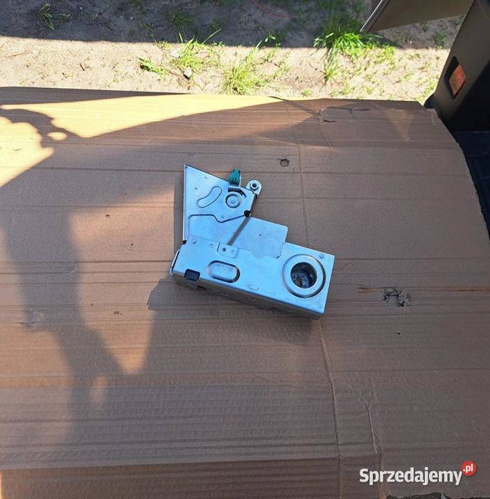 Zamek klapy drzwi tył tylnej Ford Transit