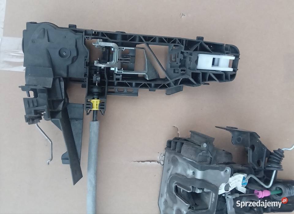 Mercedes EKlasa W213 zamek drzwi lewy przód sprzedam