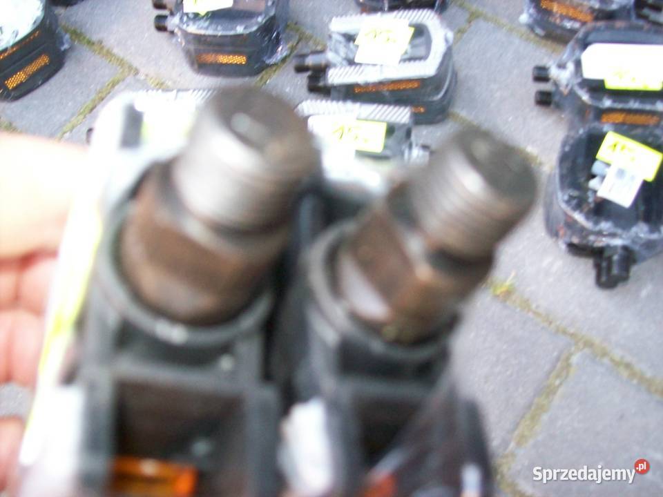 pedał dziecięcy plastik do rowerka dziecięcego