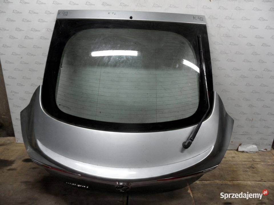 OPEL INSIGNIA 10r klapa tył