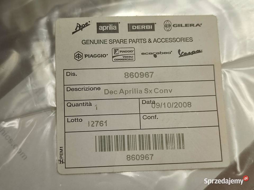 NAKLEJKA EMBLEMAT NA BAK LEWA APRILIA DORSODURO