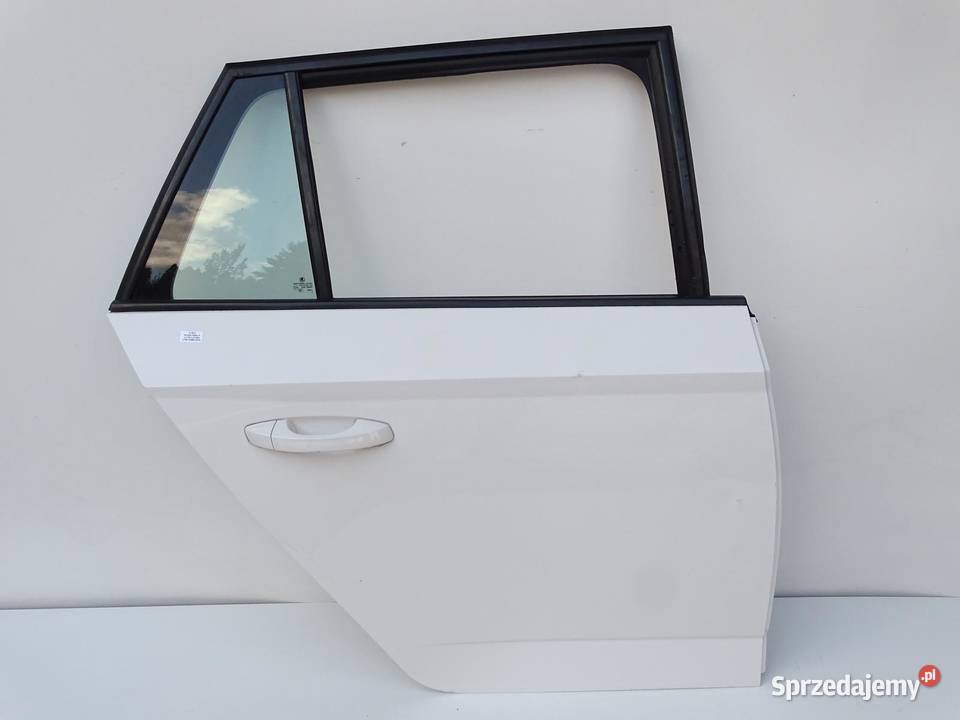DRZWI PRAWY TYŁ PRAWE TYLNE LF9E SKODA FABIA III