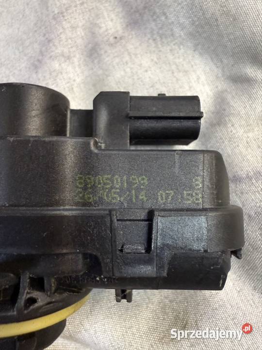 Nissan Note II E12 12 Silniczek Podnoszenia Lamp