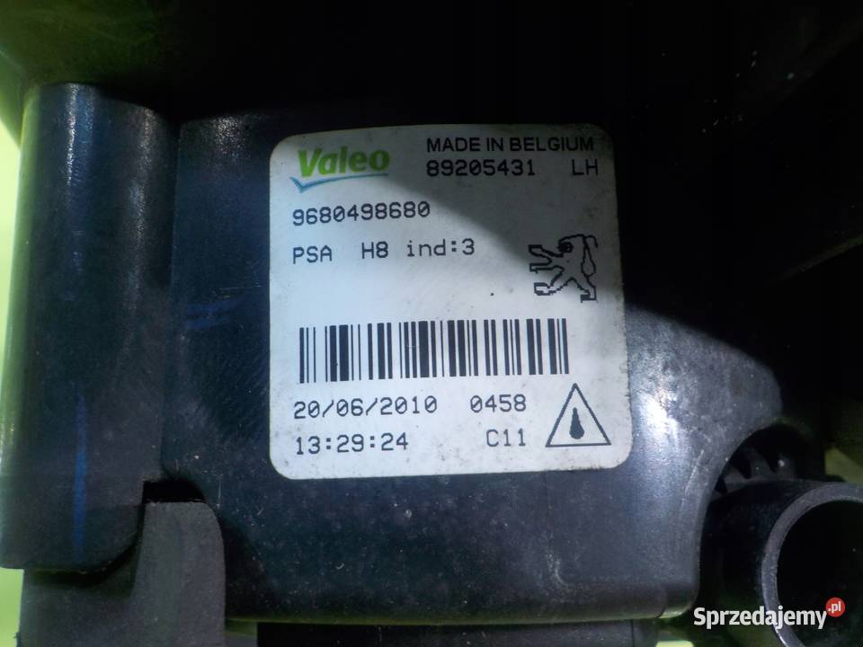 PEUGEOT RCZ 16 THP 10r COUPE 2D halogen lewy osobowe Części samochodowe Suków sprzedam