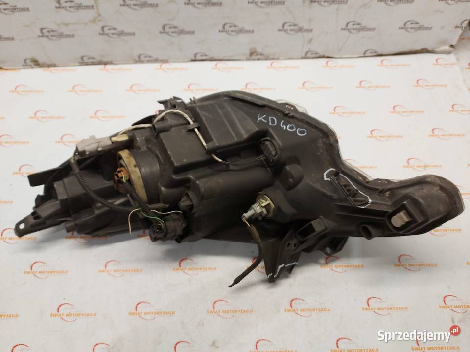 PEUGEOT 2008 lampa prawa przód ANGLIK Kielce sprzedam