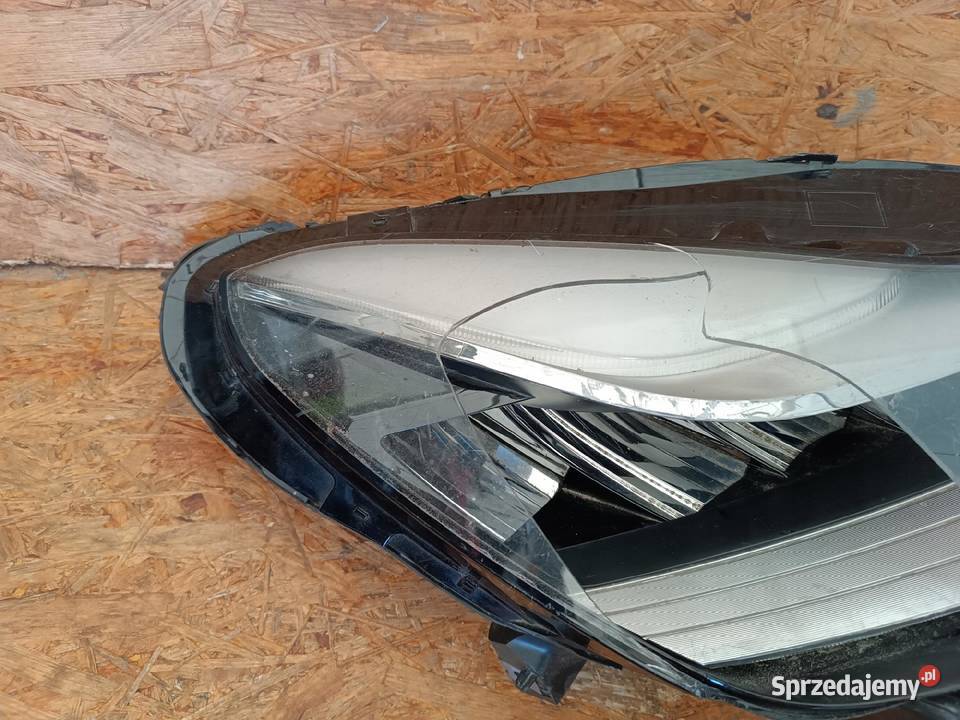 LAMPA PRAWY PRZÓD REFLEKTOR EU 107737630B TESLA osobowe Oświetlenie Nowy Tomyśl