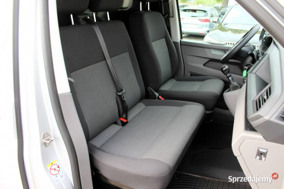 Volkswagen Transporter Długi 150 Kamera LED