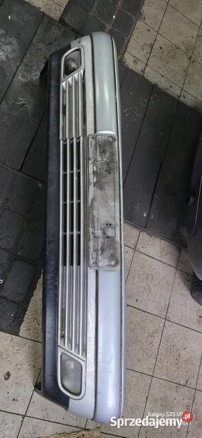 Mercedes E klasa W210 zderzak