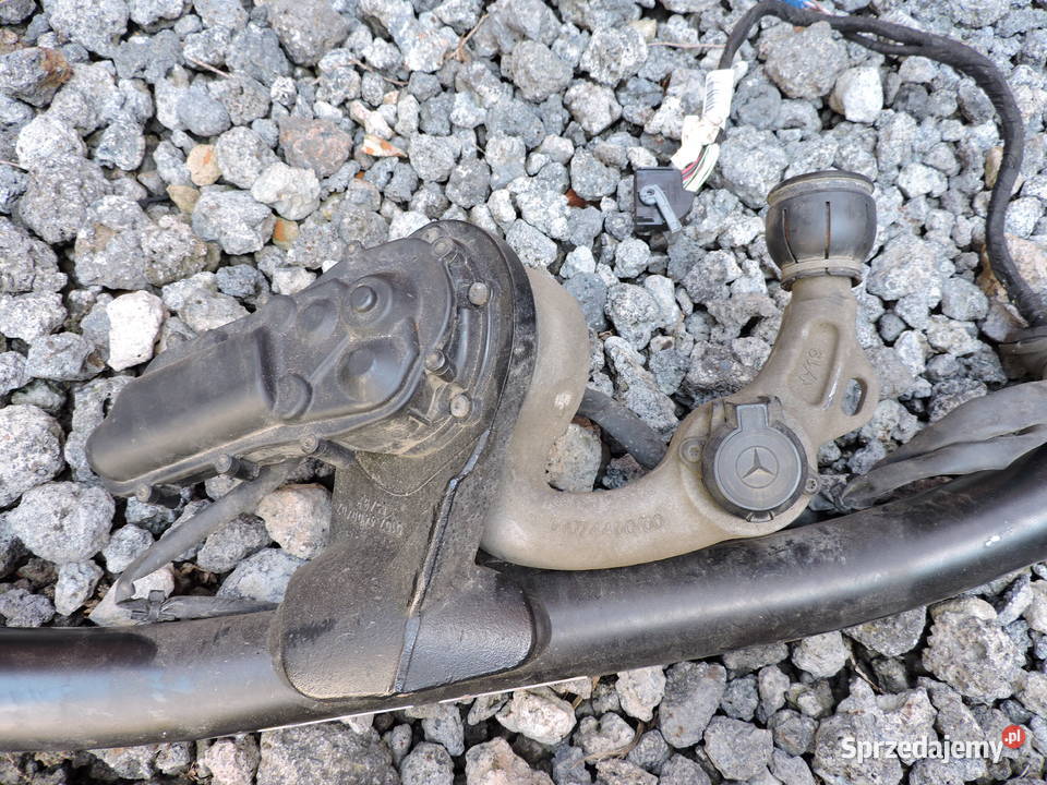 HAK HOLOWNICZY Mercedes C klasa W 205 Myszków