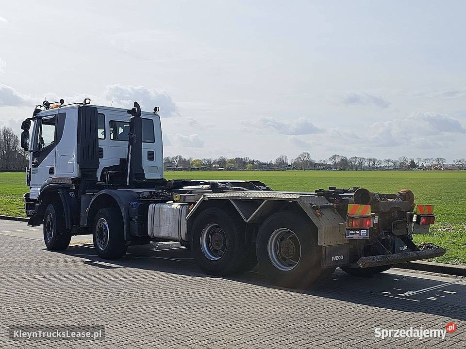 Iveco AT410T45 TRAKKER 8X4 INTARDER hakowiec 549736km sprzedam