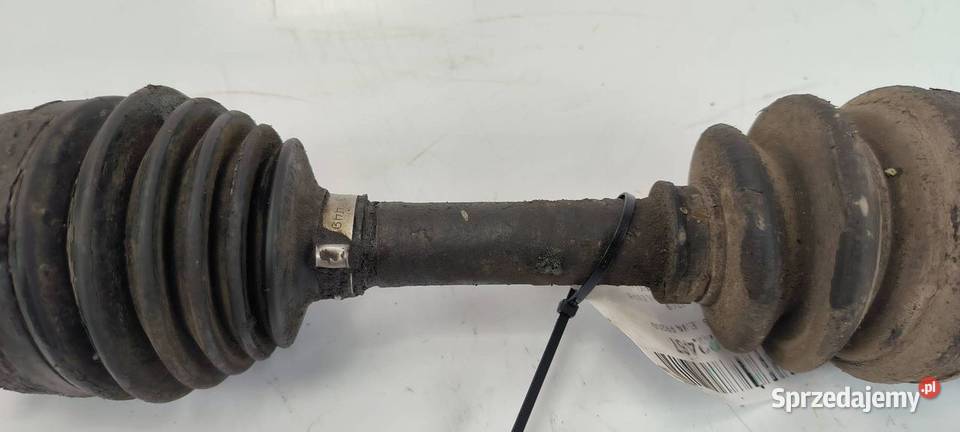 PÓŁOŚ LEWA PRZÓD MITSHUBISHI PAJERO Lipno