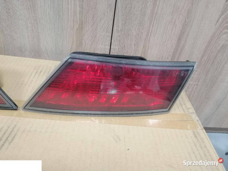 Honda Civic VIII ufo lampa w klapę tył prawa lubelskie Kozubszczyzna