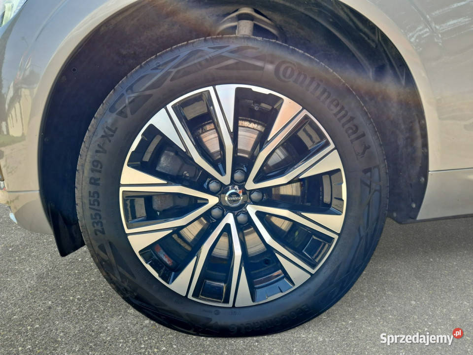 Volvo XC 60 B4 B Core Z Polskiego Salonu Faktura tempomat Warszawa