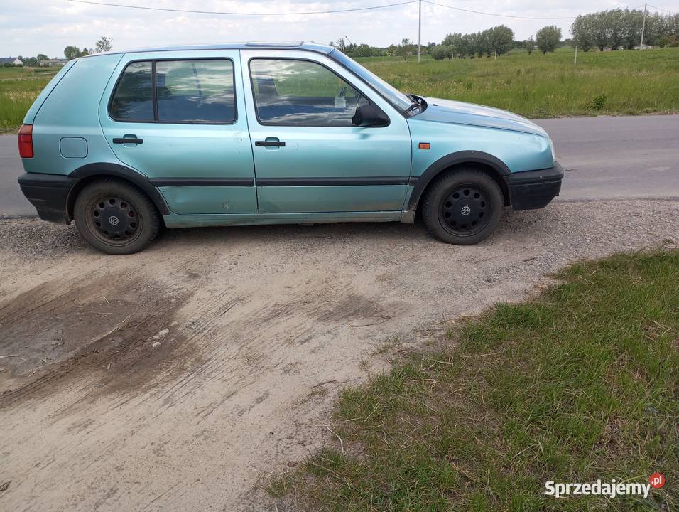 Volkswagen golf18LPG Golf Osowa