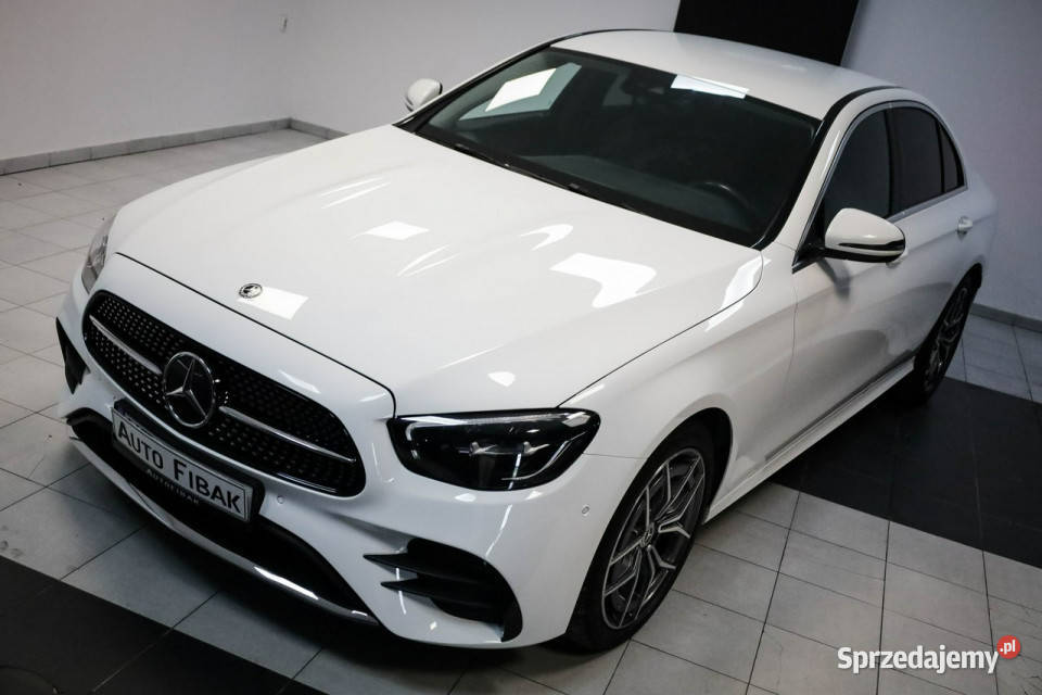 Mercedes E 220 e220d4MaticAMG LineSalon PolskaI biały