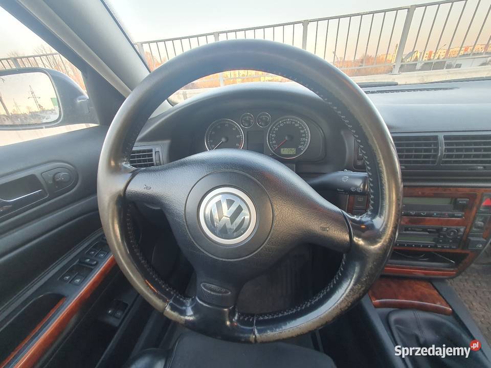 Passat b5 FL 18T HIGHLINE centralny zamek Samochody osobowe Rzeszów sprzedam