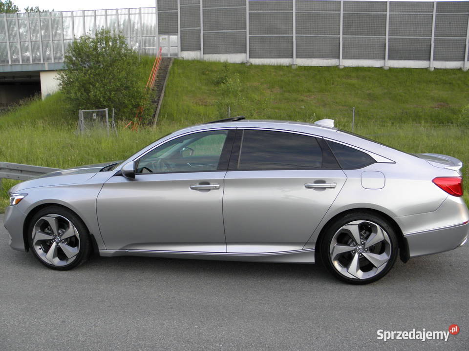 Honda Accord X 15 T 192 HUD Kamera Alu 19 FULL szyberdach Niepołomice