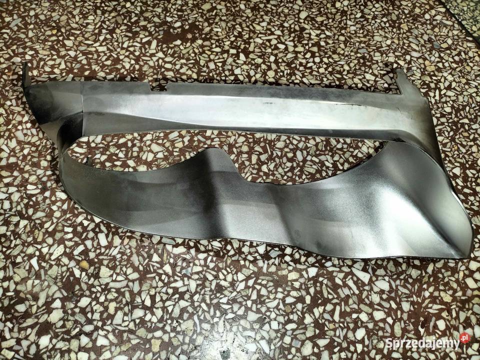 Blenda lampy prawej BMW E46 330Ci COUPE CABRIO Poręba