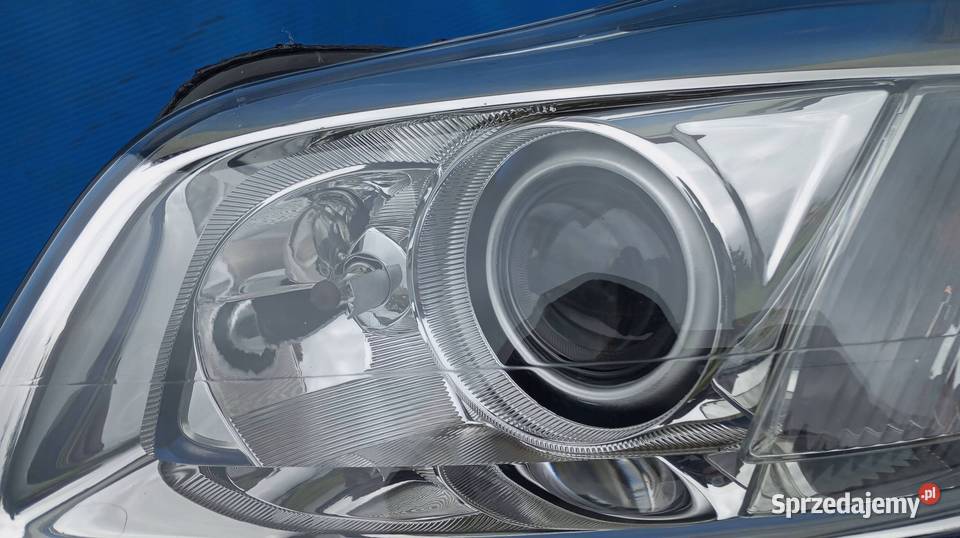 Reflektor Przód strona lewa Opel Insignia A osobowe wielkopolskie Nowy Tomyśl