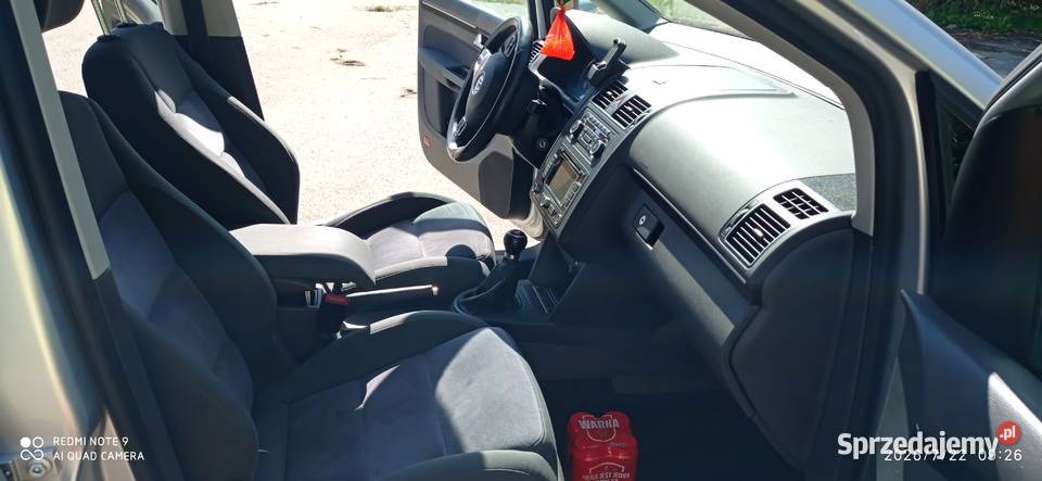 Volkswagen Touran 20 TDI 7osobowy zadbany i Jarosław sprzedam