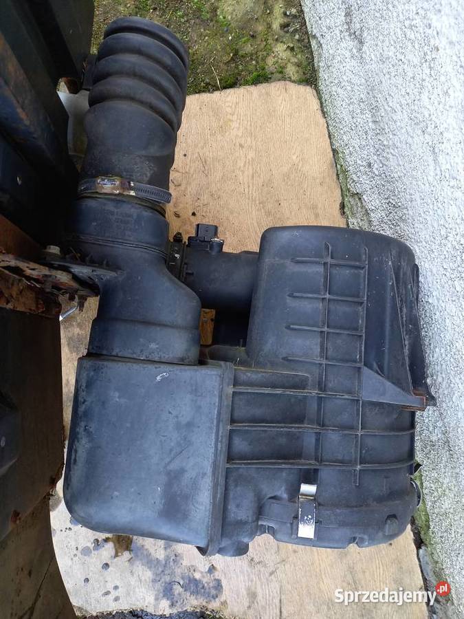 obudowa filtr powietrza nissan atleon 10r dostawcze Majdan Królewski