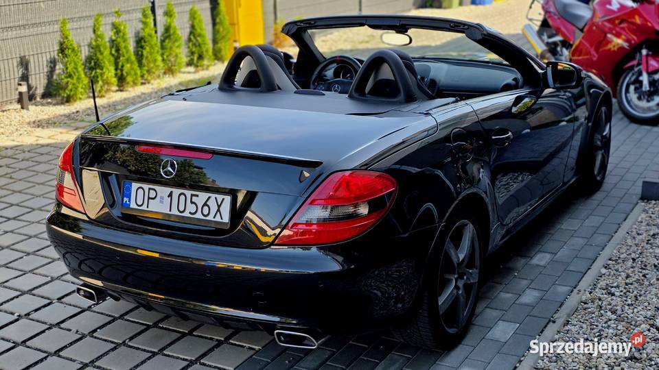 Mercedes SLK 300 V6 CarPlay Kamerabogata wersja podgrzewane fotele