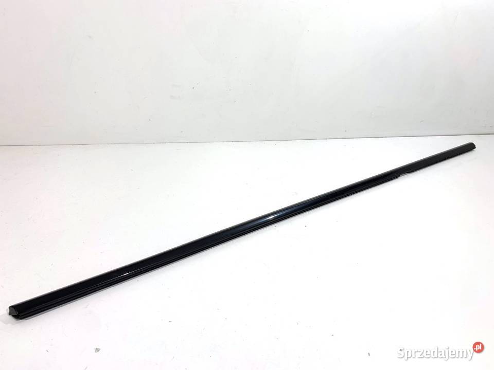 LISTWA ZGARNIAJĄCA TYŁ PRAWY BMW F07