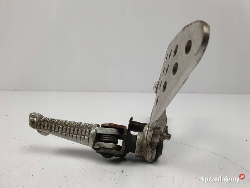 LEWY PODNÓŻEK SET Yamaha YZFR6 R6 RJ03 9902