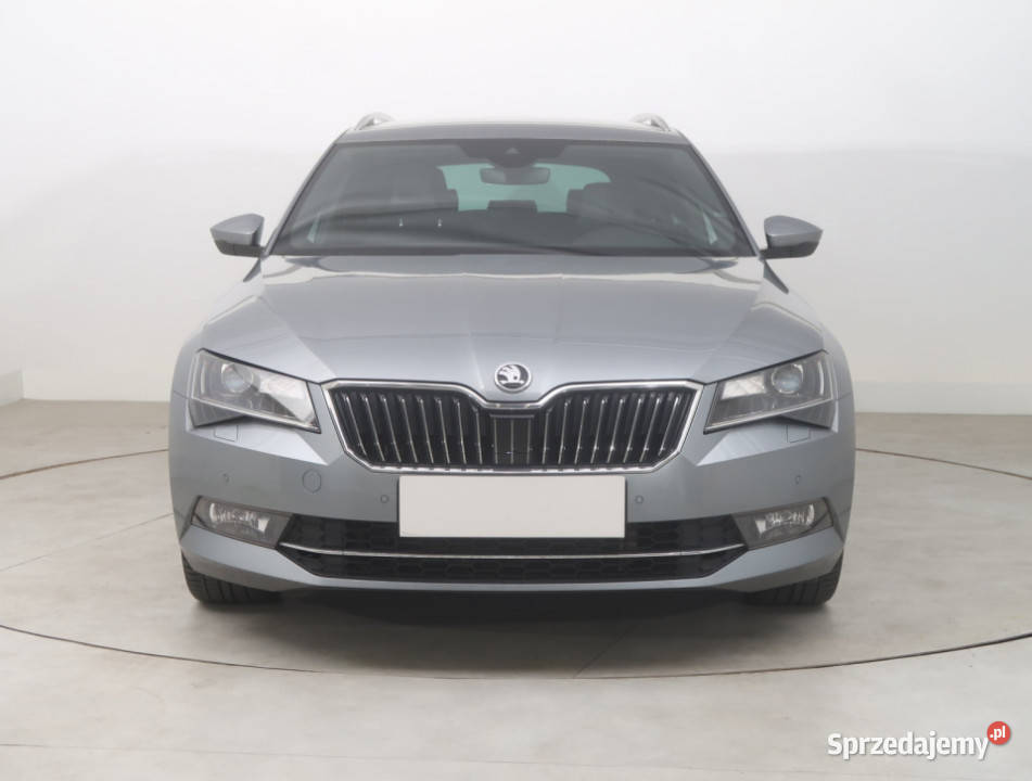 Skoda Superb 20 TSI skórzana tapicerka Bielany Wrocławskie