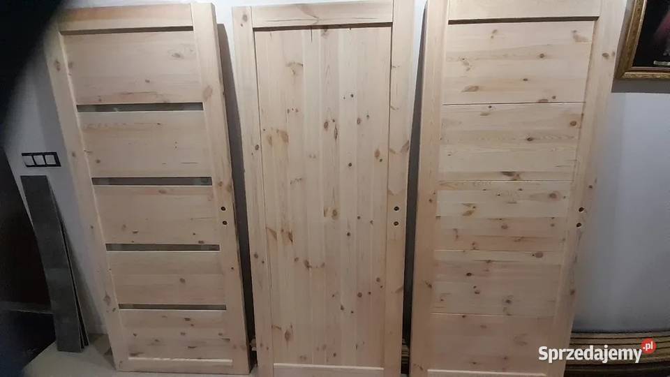 Drzwi sosnowe lite Drzwi wewnętrzne