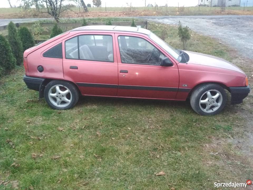 opel kadett 16B Automat unikat Leszczany