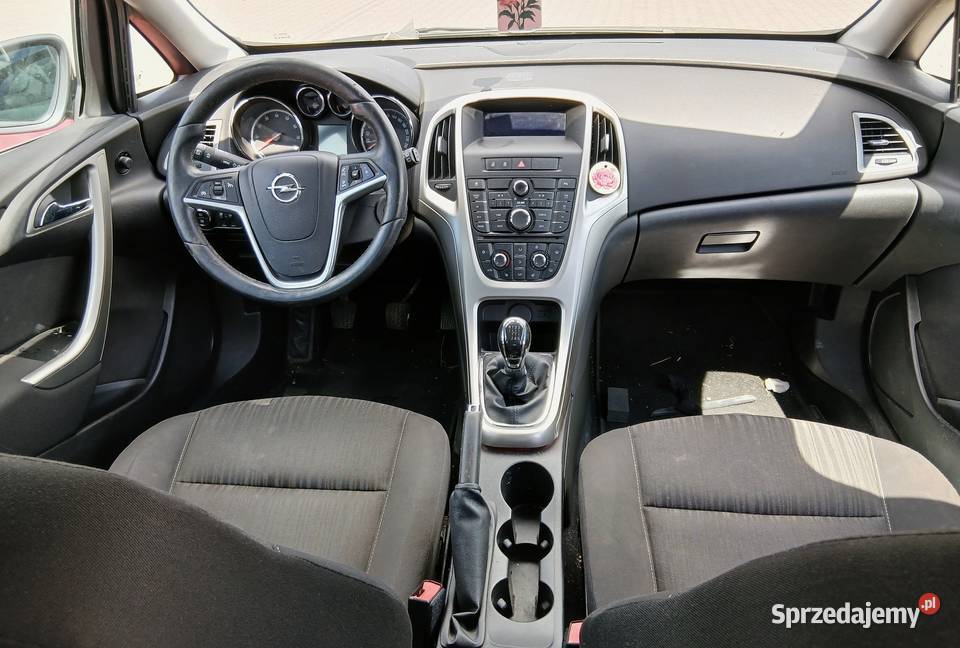 Opel Astra z 2011r 14 benzyna Busko-Zdrój