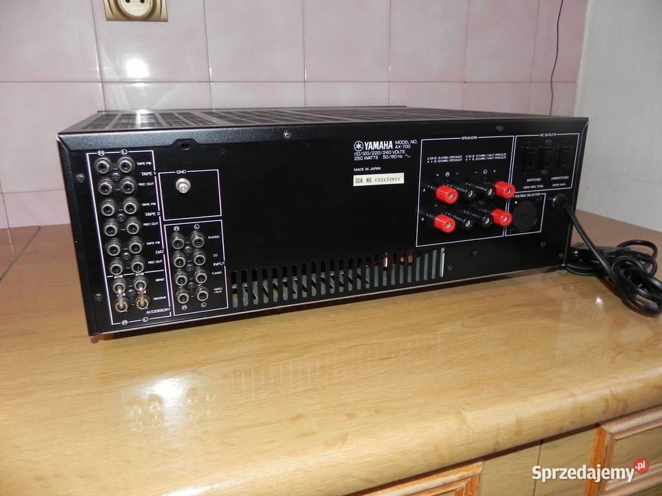 Wzmacniacz Yamaha AX700 Dąbrowa Górnicza sprzedam