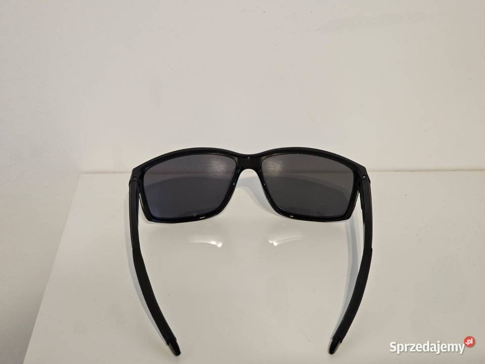 Oryginalne okulary przeciwsłoneczne Scuderia sprzedam