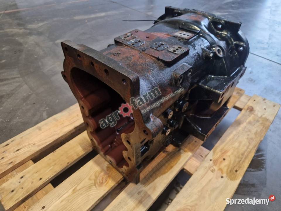 Obudowa skrzyni biegów Case Luxxum 120 110 100 Byków