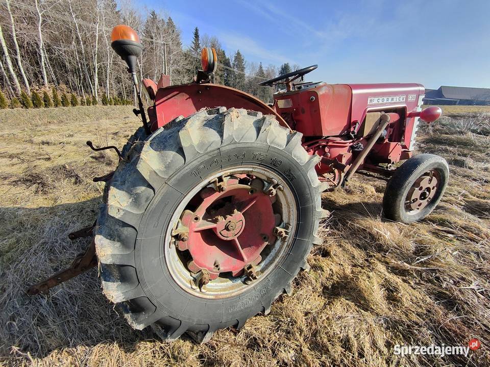 Traktor Ciągnik Sadowniczy Wąski McCormick MC Tymowa sprzedam