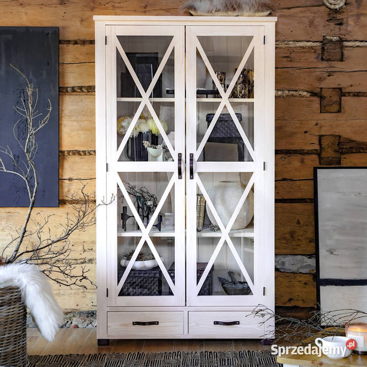 Drewniana witryna dwudrzwiowa bielona z krzyżem Maków Podhalański sprzedam