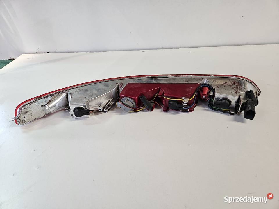 AUDI Q5 8R0 0816 LAMPA W ZDERZAK LEWY TYŁ LEWA