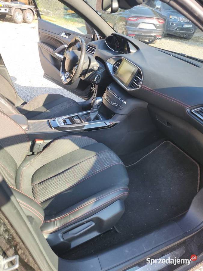 Peugeot 308 T9 12 GTLine 2015r 1199 130 benzyna radio Sosnowiec sprzedam