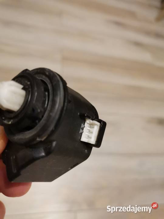 AUDI OPEL PORSCHE REGULACJA POŁOŻENIA LAMPY osobowe wielkopolskie