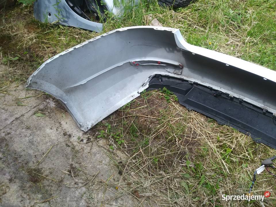 Skoda Octavia III zderzak tył LF9F 2015r sedan osobowe Zderzaki Dębno