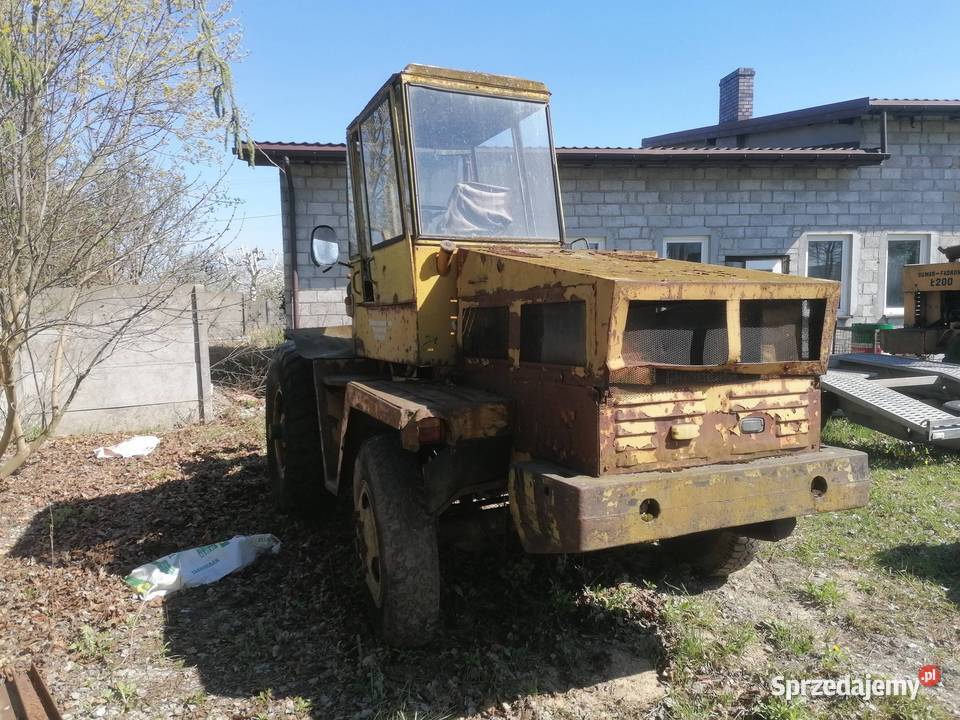 ładowarka czeska HUN053 na cześci z silnik łódzkie Urbanice
