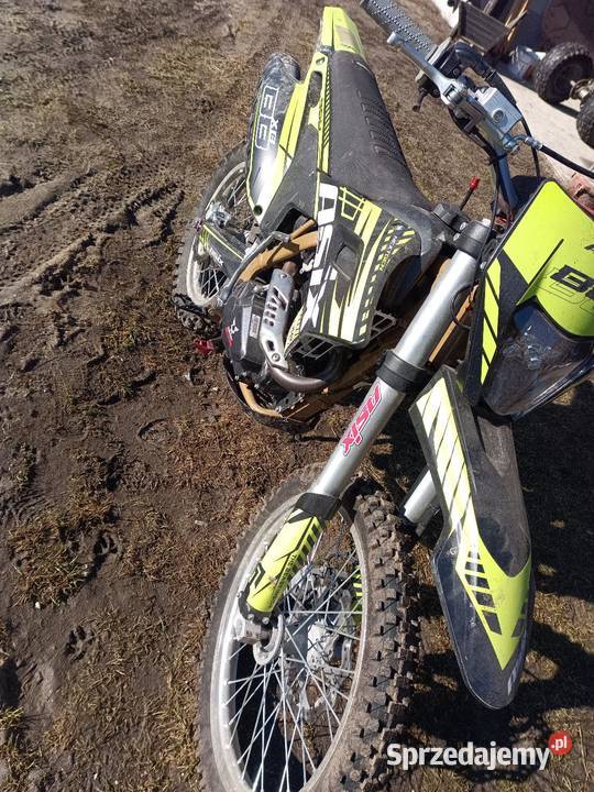 mam do sprzedania cross asix 300 z roku 2025 Brygidów sprzedam