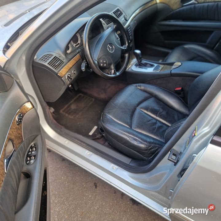 Mercedes Eklassa W211 Sedan 30 Okular Rok produkcji 2005 Bolesławiec