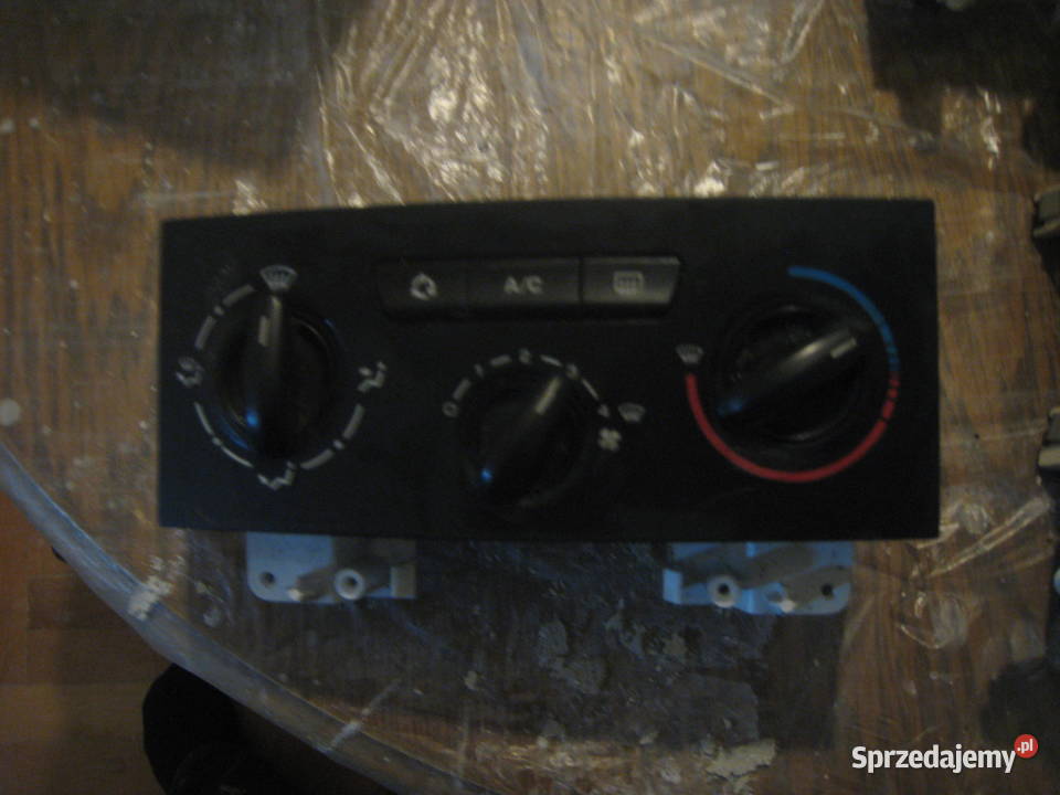 Panel sterowania nawiewów klimatyzacji Peugeot Części samochodowe Kraków
