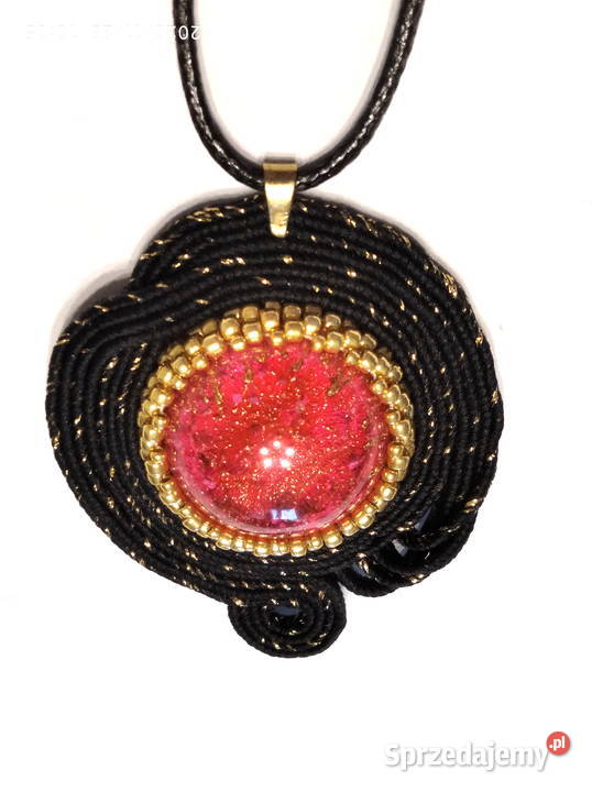 CZARNY WISIOR Z RÓŻOWĄ ŻYWICĄ SUTASZ Warszawa